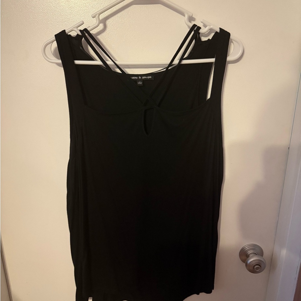 Cable & Gauge Black Sleeveless Tank Top